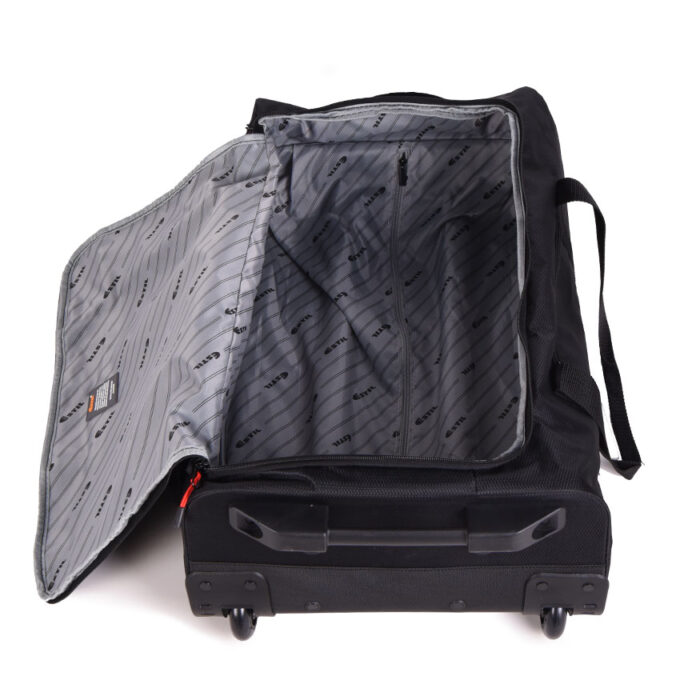 travel-black-open